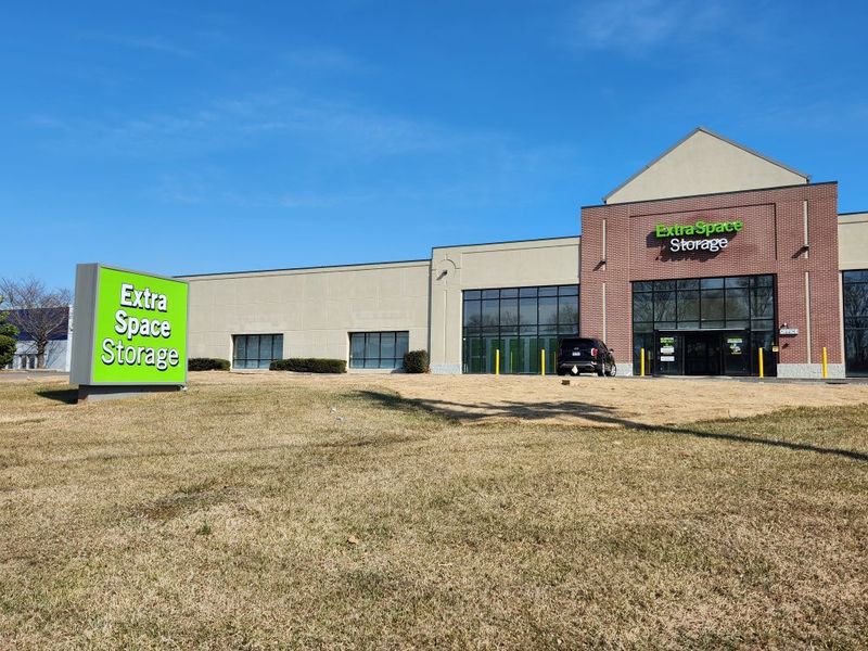 Extra Space Storage Image