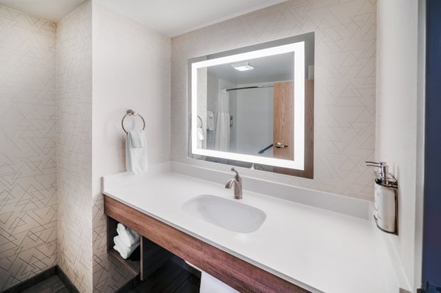 Images Holiday Inn Express & Suites Vicksburg by IHG