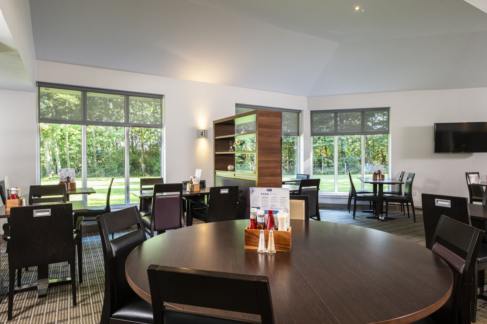 Images Holiday Inn Express Stirling by IHG