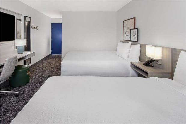 Images Spark by Hilton Rochester South