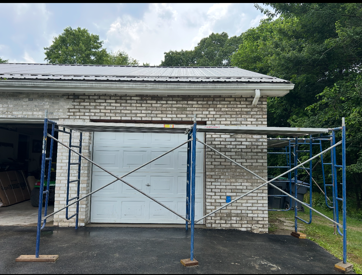 Specializes in brick pointing, chimney repair, and masonry services.