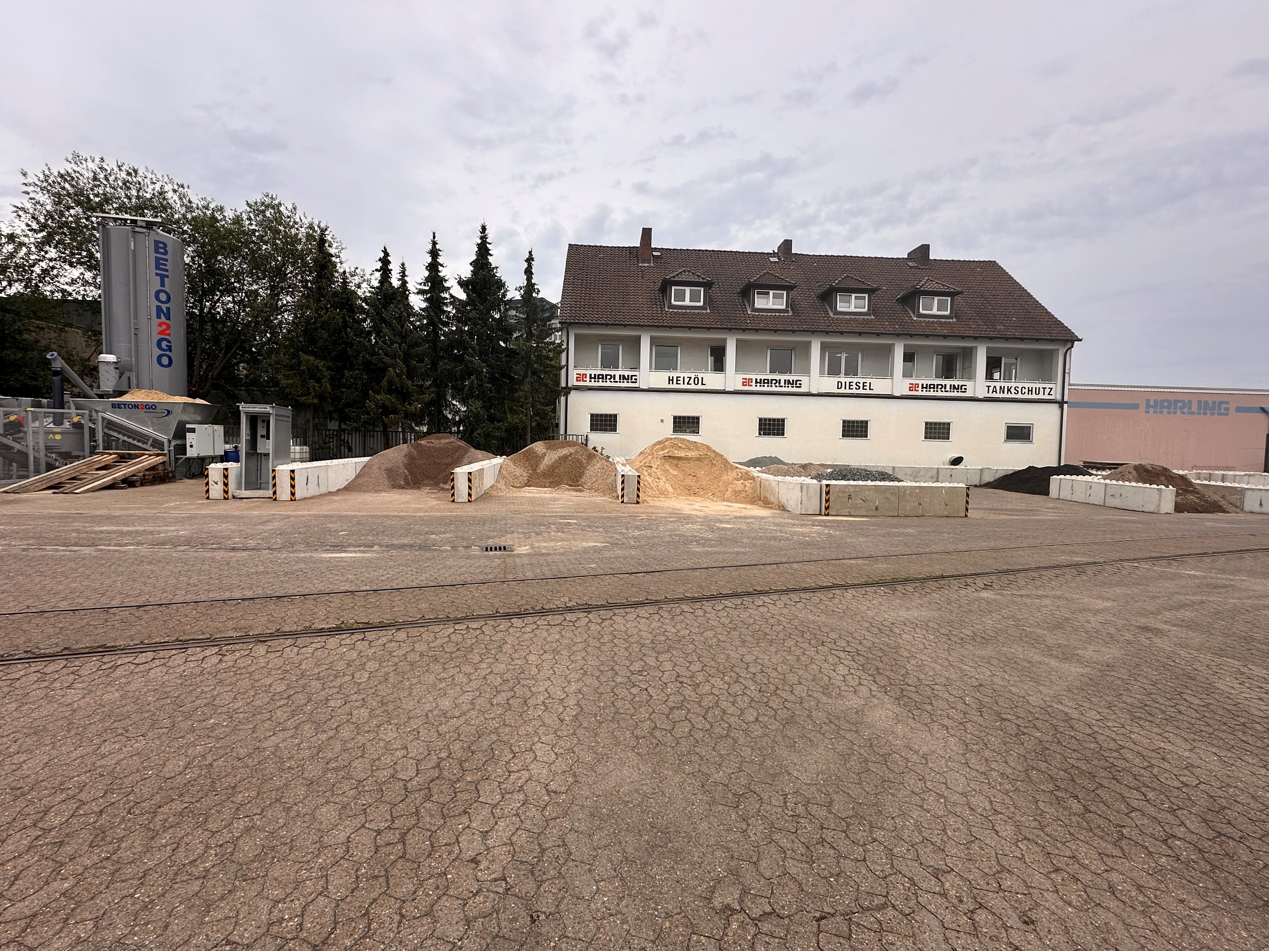 Beton2Go Celle - Beton und Schüttgüter auf Knopfdruck oder Lieferung, Windmühlenstr. 89 in Celle