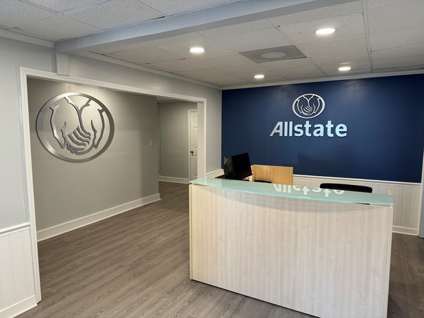 Images Kara Davis: Allstate Insurance