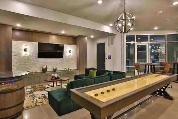 Images The Grand at Stonecreek