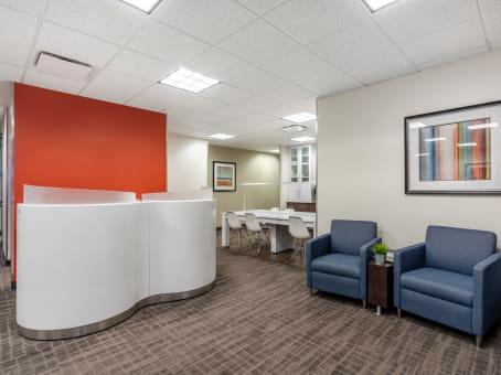 Image 6 | Regus - Illinois, Downers Grove - Executive Towers West