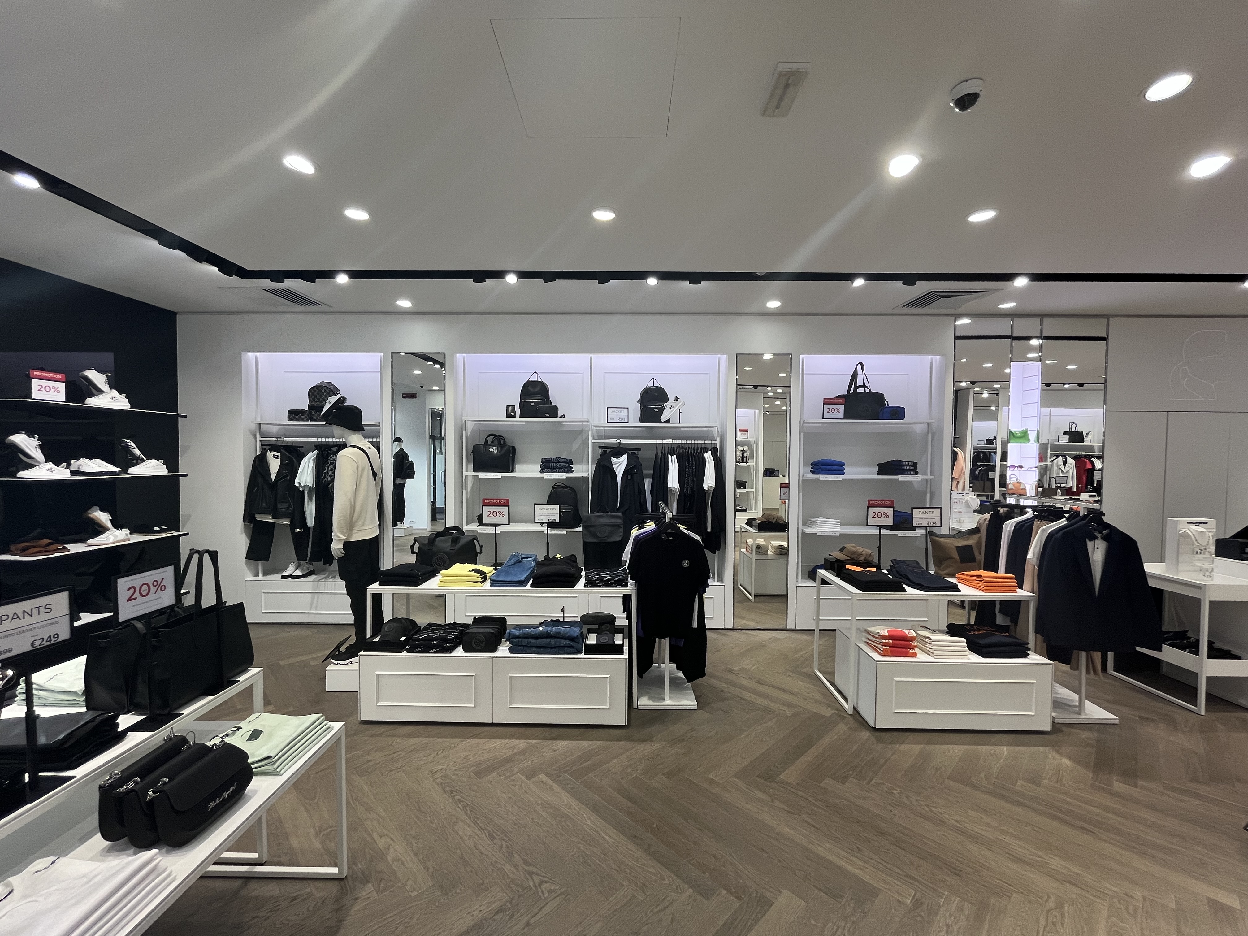 Images KARL LAGERFELD Outlet