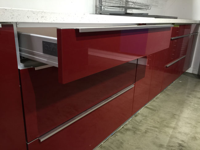 Modern Z-Serie Ruby Red Kitchen Cabinets
https://www.cabinetdiy.com/modern-kitchen-cabinets