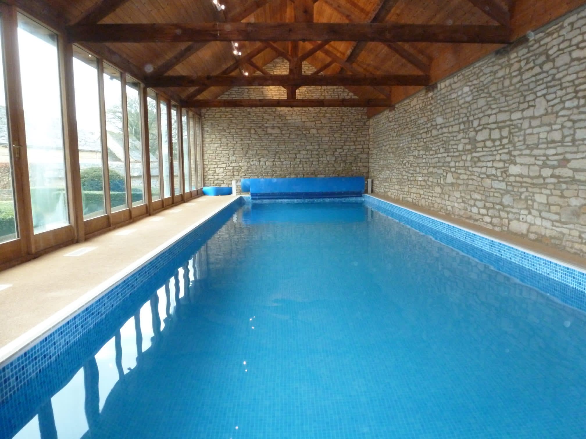 Swimming Pool Solutions Ltd Ross-On-Wye 01989 563160