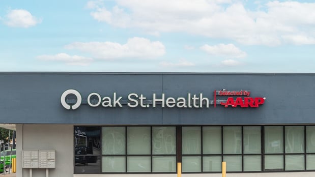 Images Oak Street Health West Bellfort Primary Care Clinic