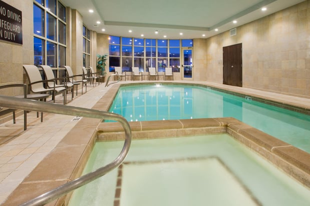 Images Crowne Plaza Anchorage-Midtown by IHG