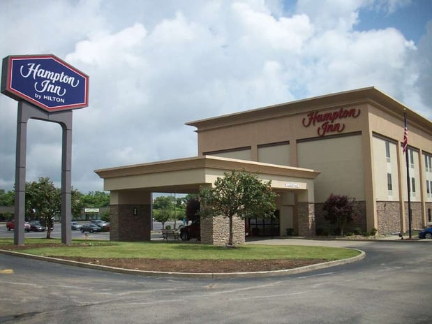 Images Hampton Inn Uniontown