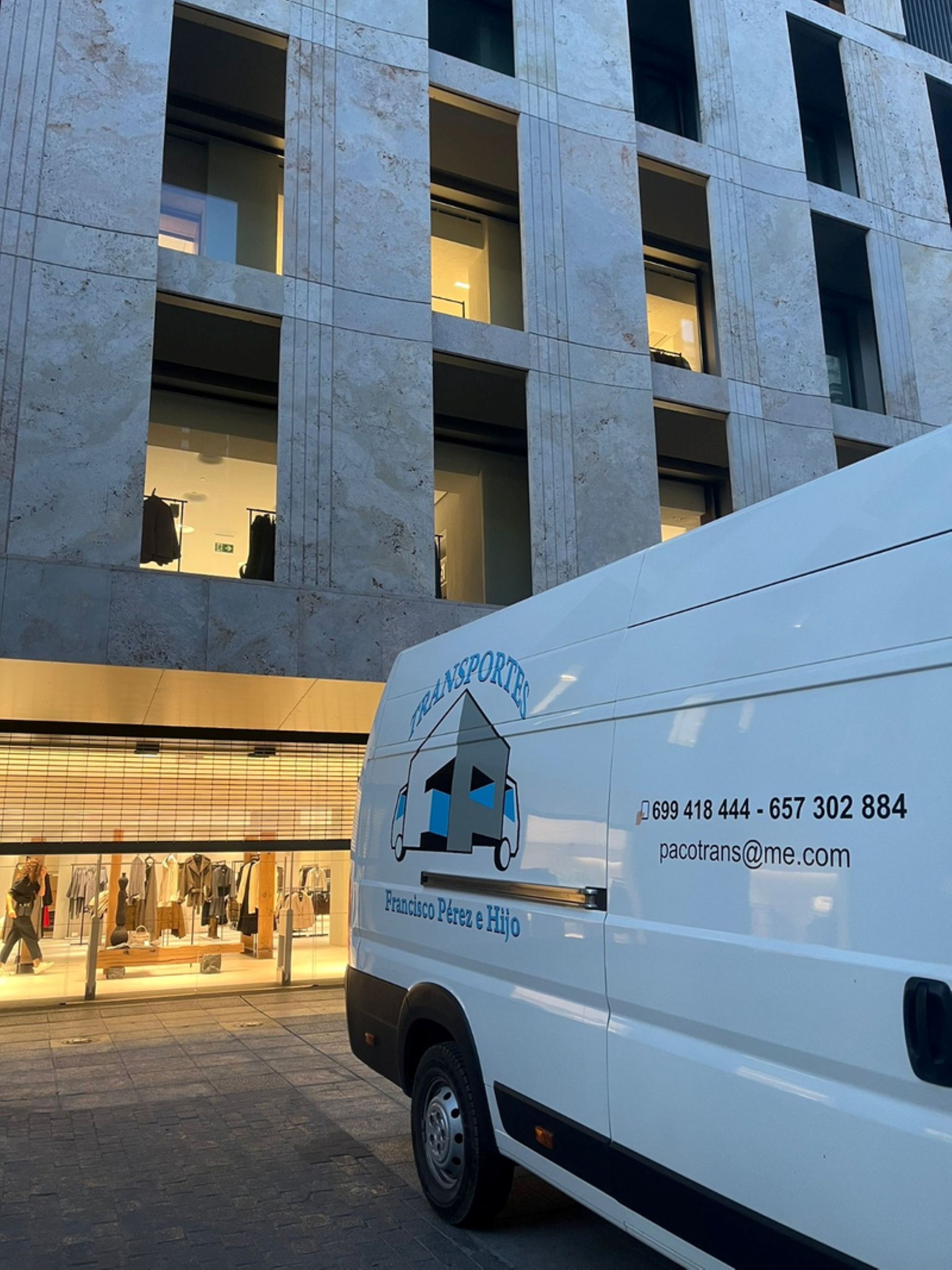 Images Transportes Francisco Pérez e hijo