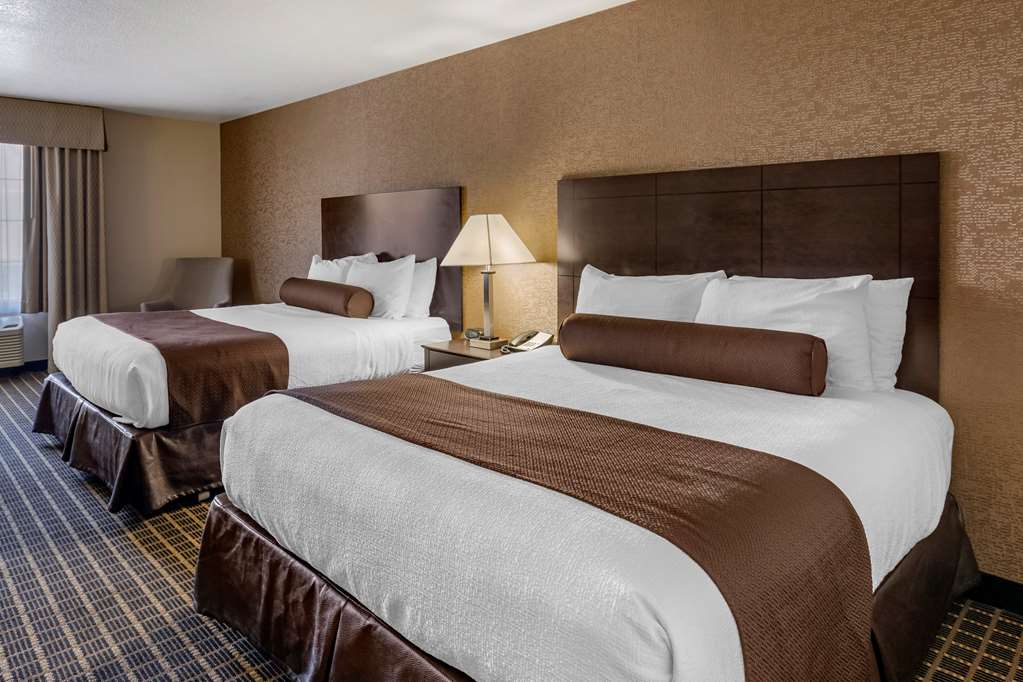 2 Queen Bed