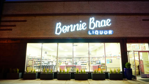 Images Bonnie Brae Liquor