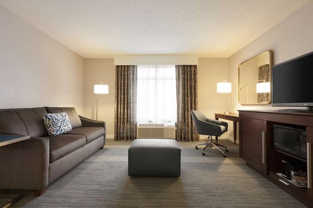 Images Hampton Inn & Suites Nashville-Downtown