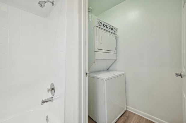 Images ReNew Odenton apartments