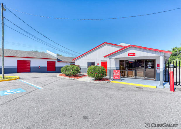 Images CubeSmart Self Storage