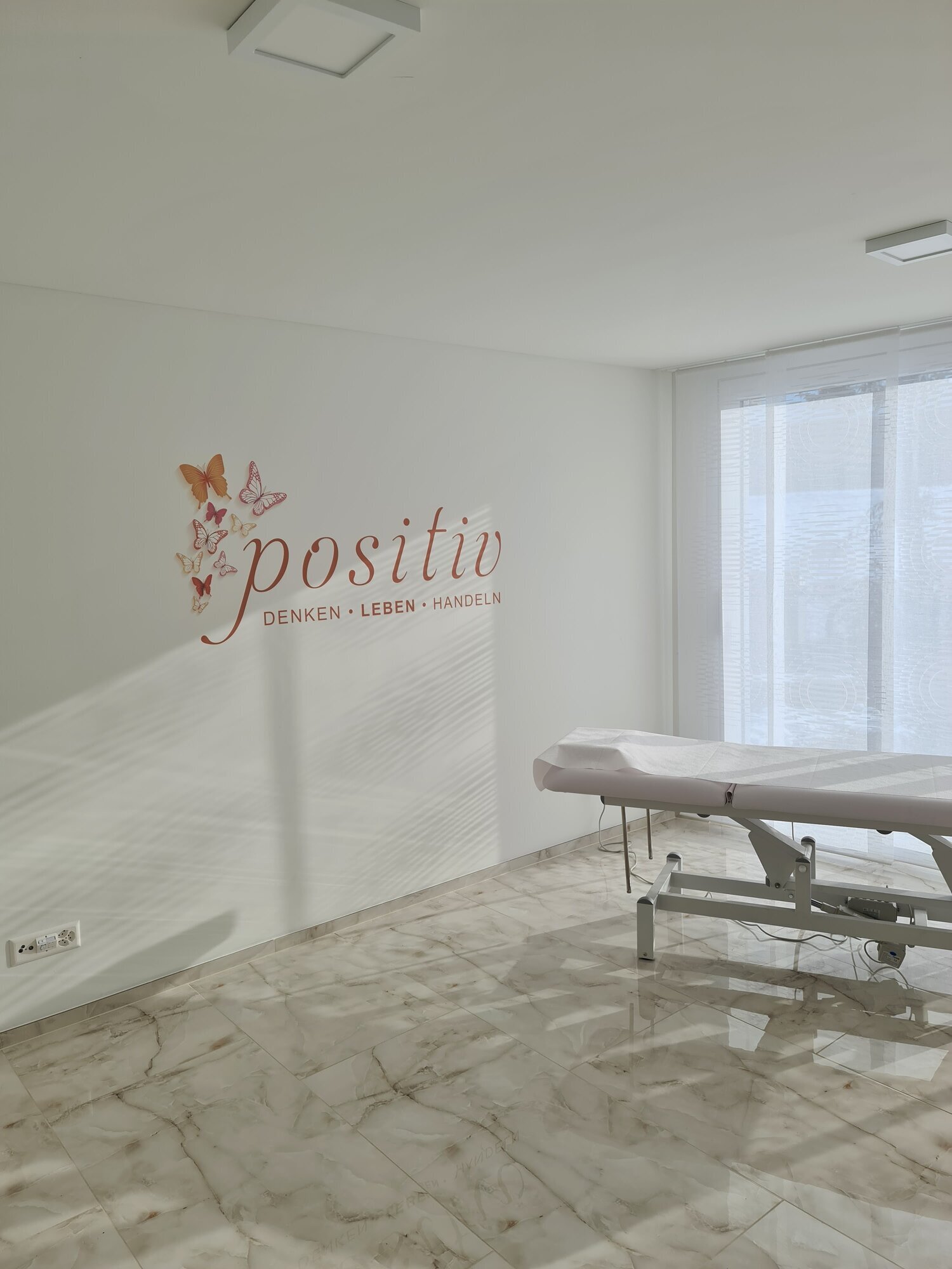 Bilder Massage & Gesundheitspraxis Therasuisse