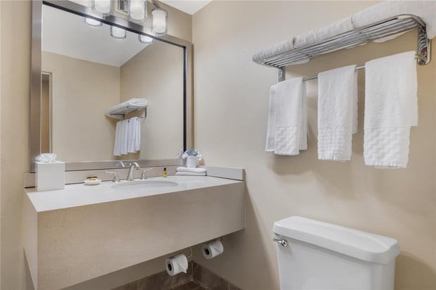 Images Best Western Plus Plaza by the Green