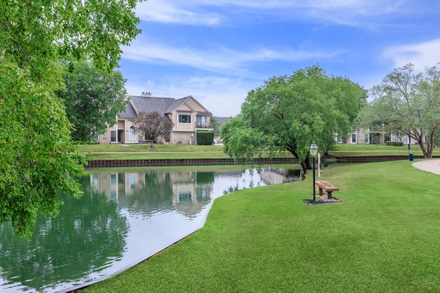 Images Manors at Knollwood