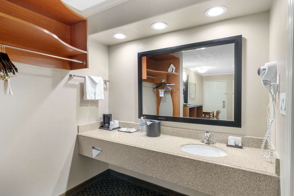 King Bathroom