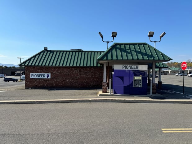 Images Pioneer - Greenville ATM