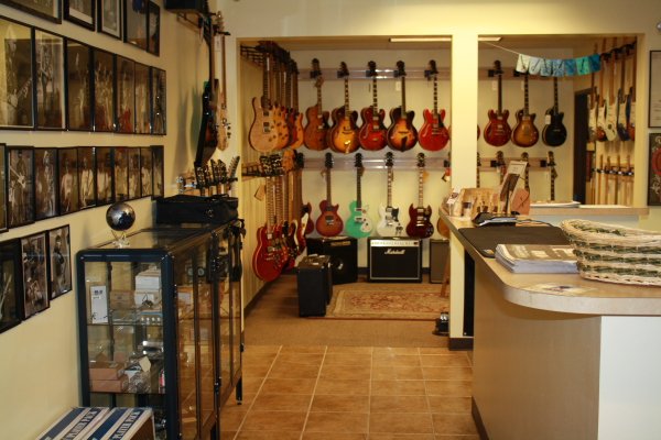 Images Monkton Guitars