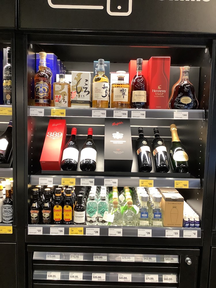 Images Liquorland Pallara