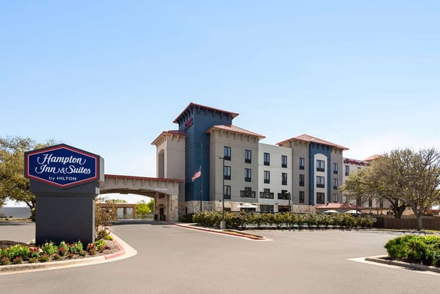 Images Hampton Inn & Suites San Marcos