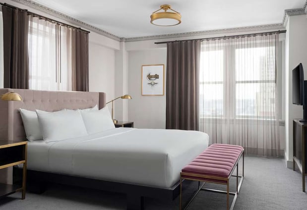 Images Hotel Phillips Kansas City, Curio Collection by Hilton