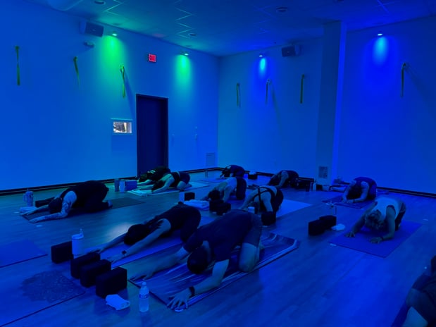 Images YogaSix Glen Mills