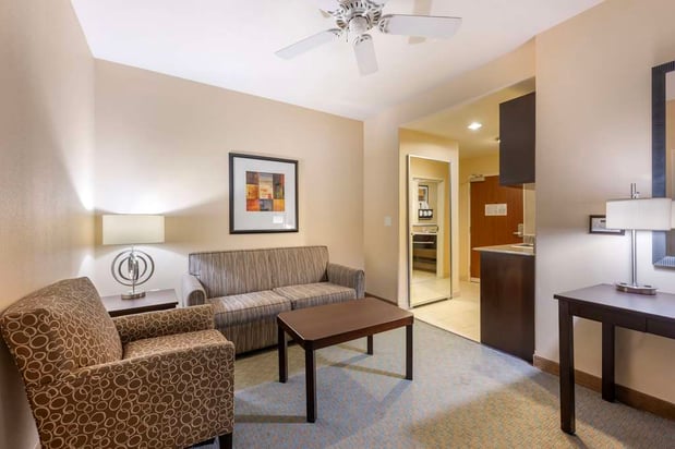 Images Best Western Plus Midland Suites
