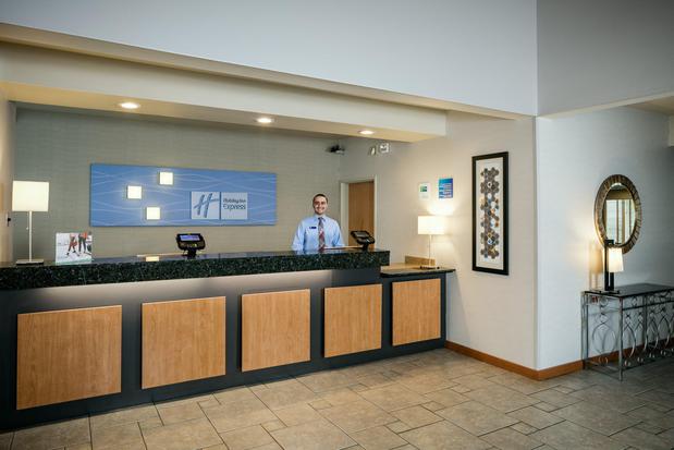 Images Holiday Inn Express Corvallis-on the River by IHG