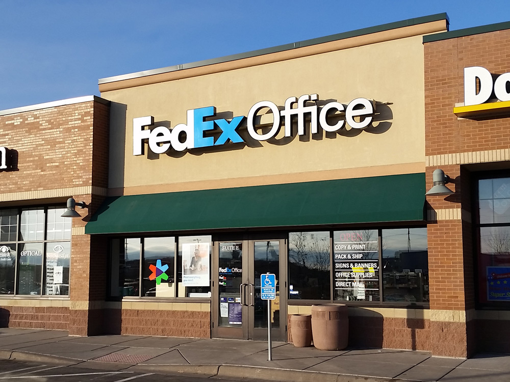 FedEx Office Print Ship Center 18157 Carson Court NW Elk River MN