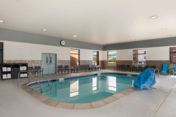 Images SureStay Plus by Best Western Coralville Iowa City