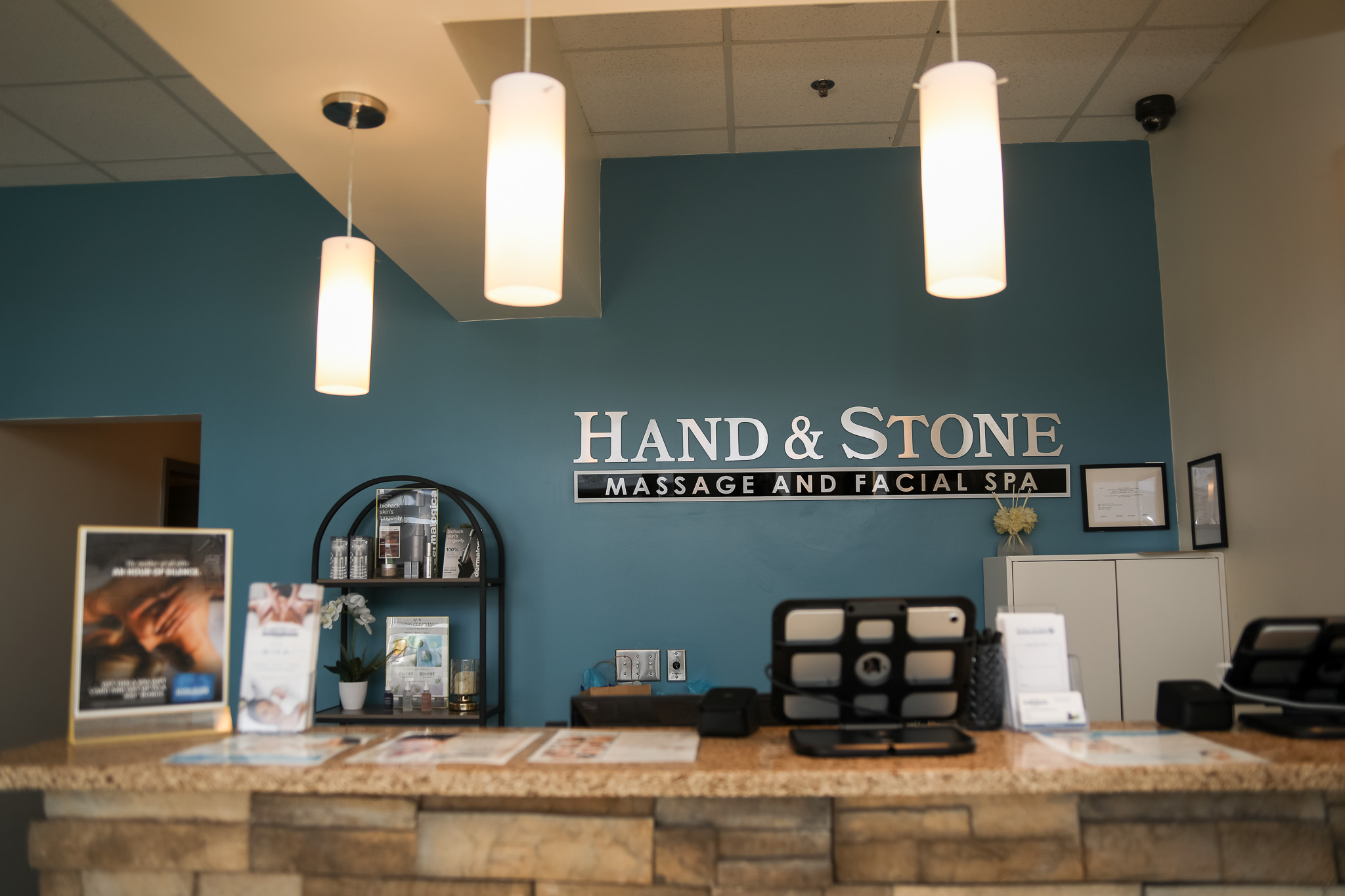 Hand & Stone Massage and Facial Spa