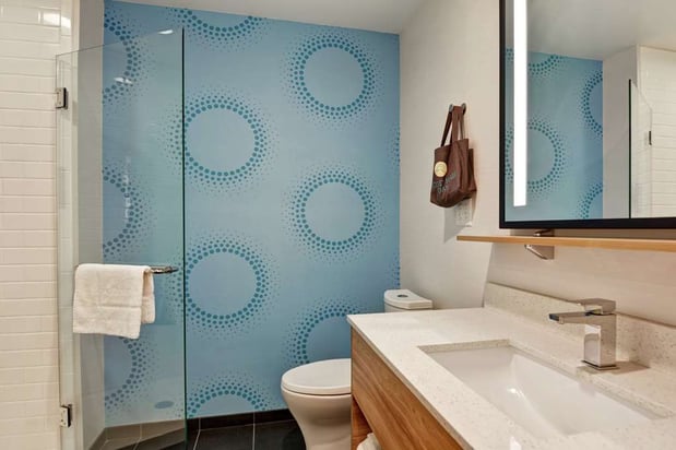 Images Tru by Hilton Middletown