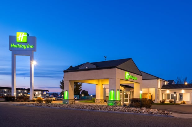 Images Holiday Inn Ontario by IHG