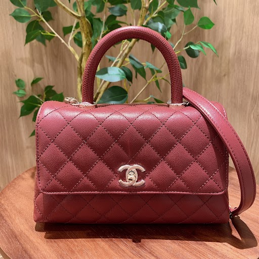 Images KOMEHYO（コメ兵）買取センター京橋京阪モール