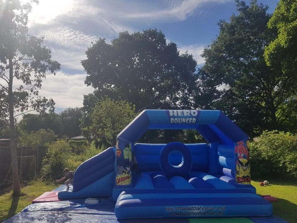 Images Top Banana Bouncy Castles
