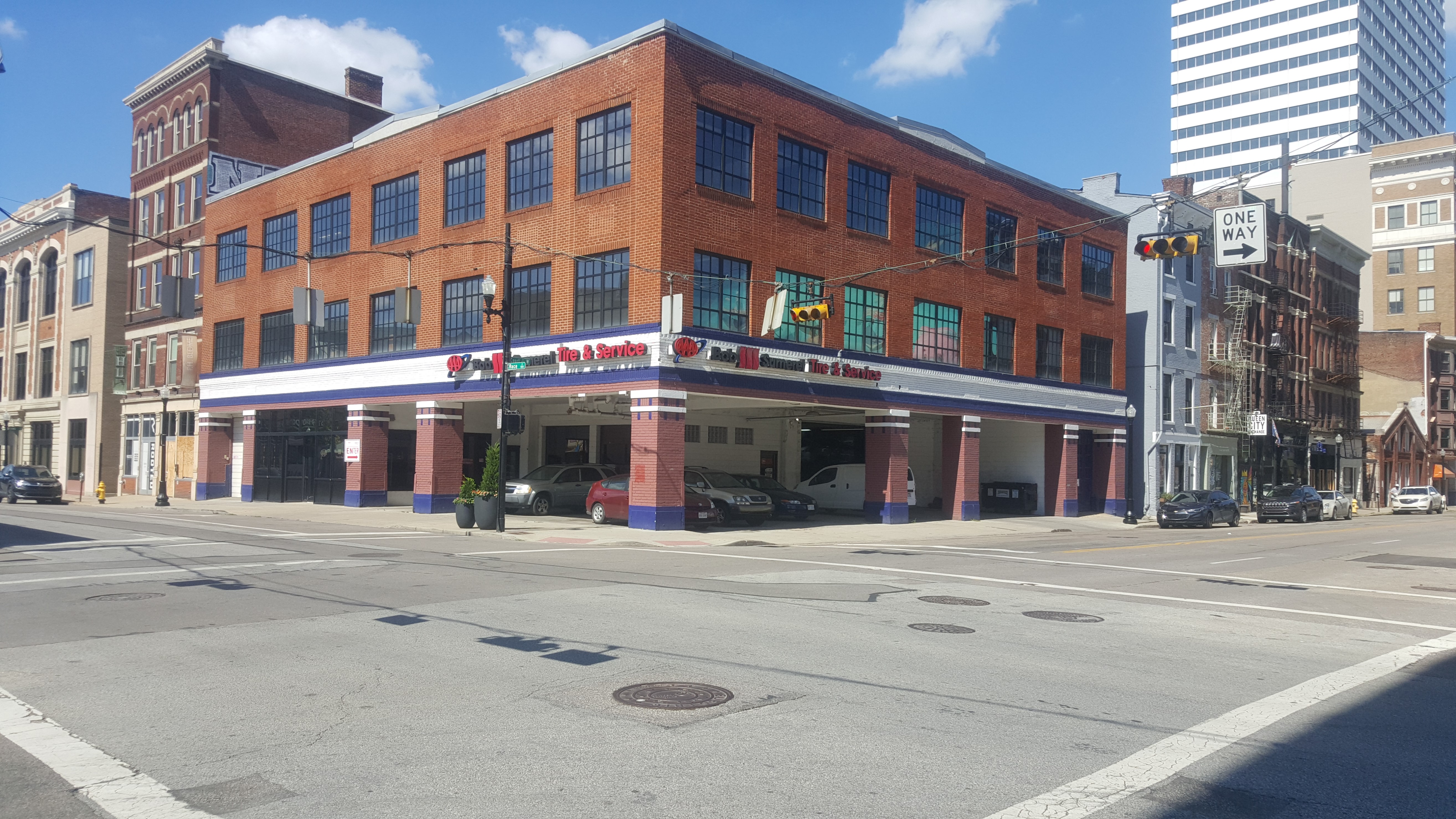Image 3 | AAA Bob Sumerel Tire & Service - Downtown Cincinnati