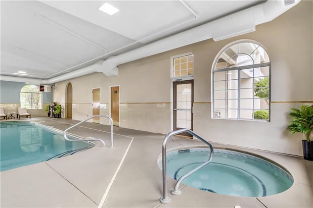 Images Best Western Plus River Escape Inn & Suites