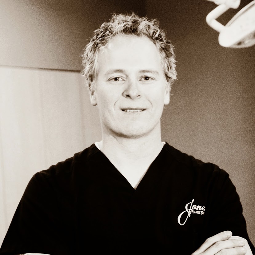 Plastic surgeon Dr. Justin Jones of Jones Plastic Surgery | Oklahoma City, OK