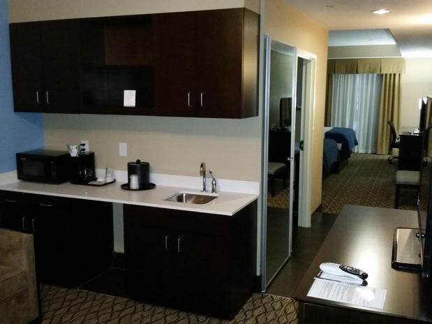 Images Holiday Inn Express & Suites Atascocita - Humble - Kingwood by IHG