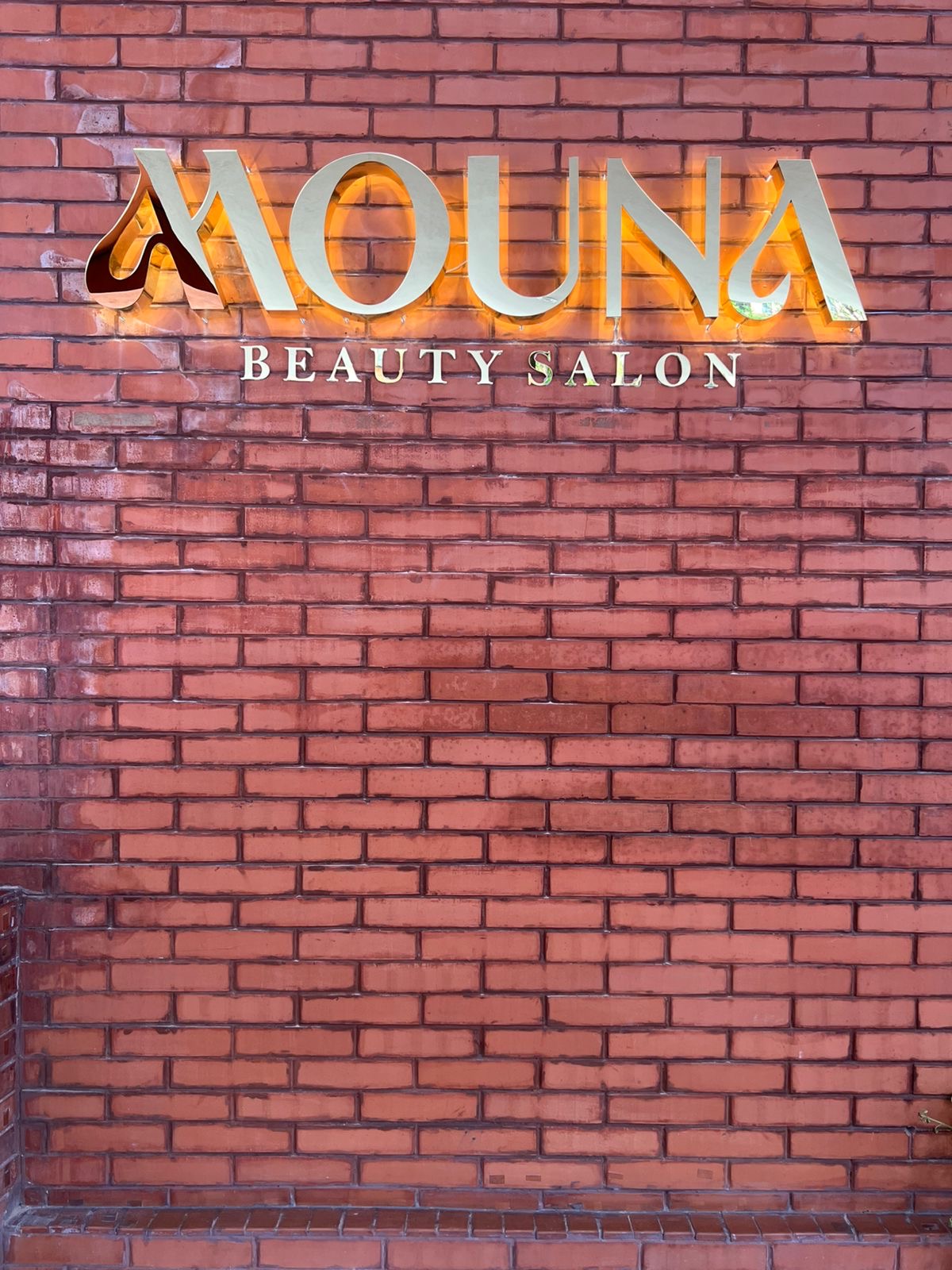 Images Mouna Beauty Salón