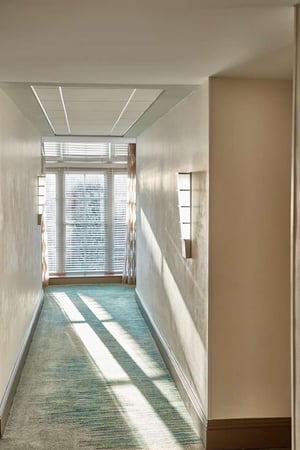 Images The Cotton Sail Hotel Savannah, Tapestry Collection by Hilton