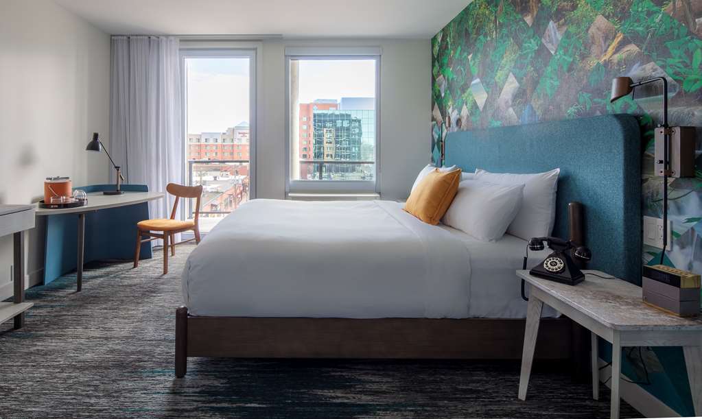 Images Canvas Moncton, Tapestry Collection by Hilton