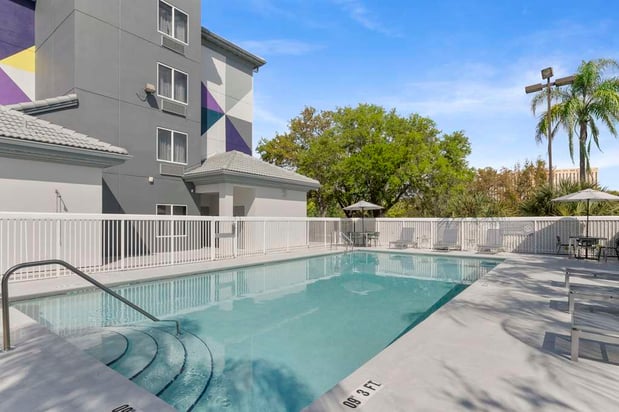 Images Spark by Hilton Orlando near SeaWorld