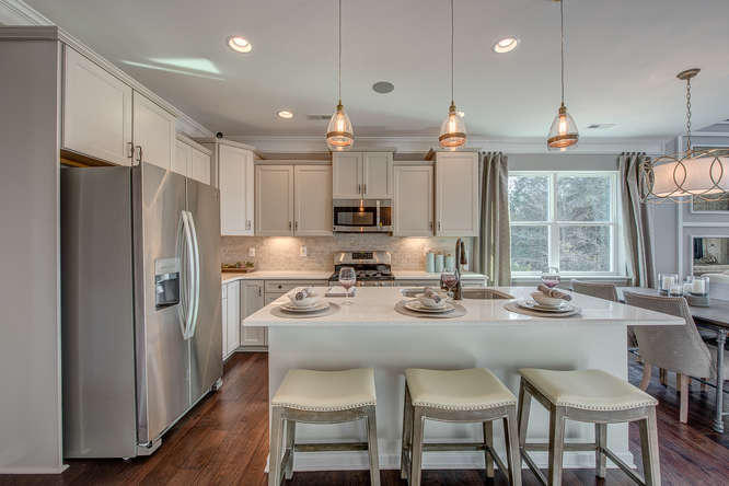 Eastwood Homes at Enclave at Davis Lake Townhomes Photo