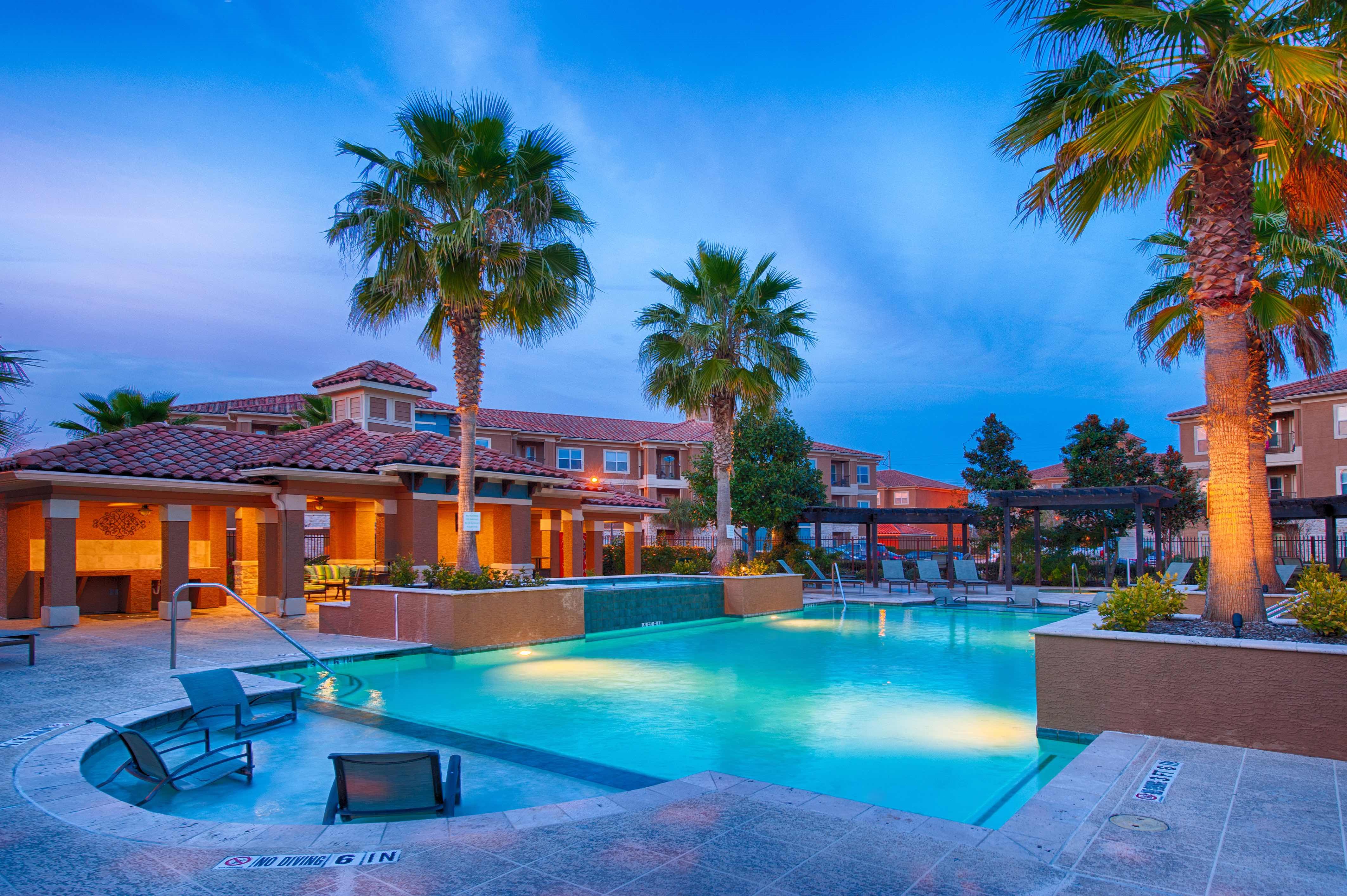 Swimming Pool with lights